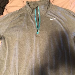 Nike pullover